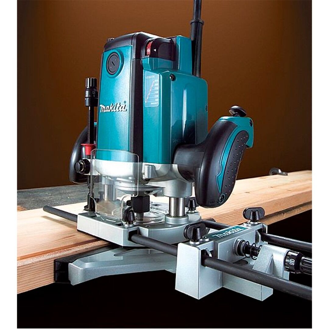 Фрезер Makita RP2300FCX