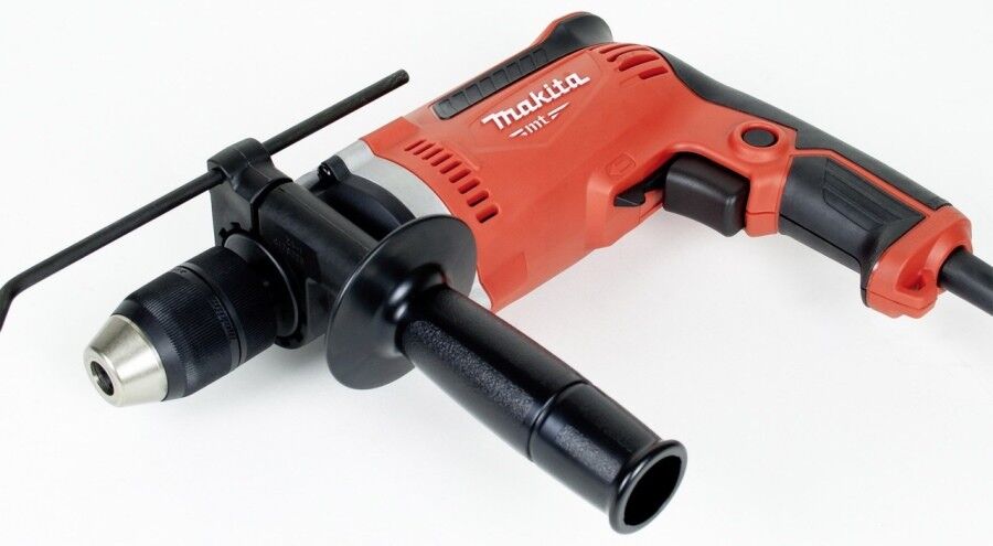 Дрель Makita M8100