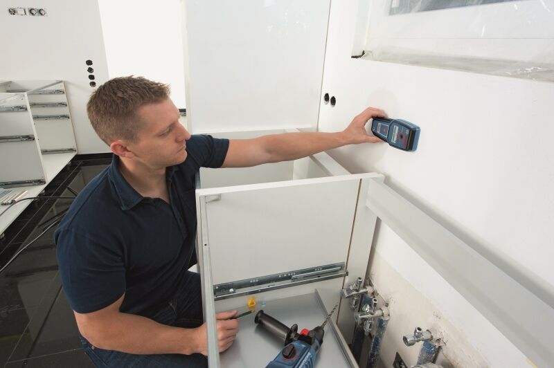 Детектор проводки Bosch GMS 100 M Professional 0601081100