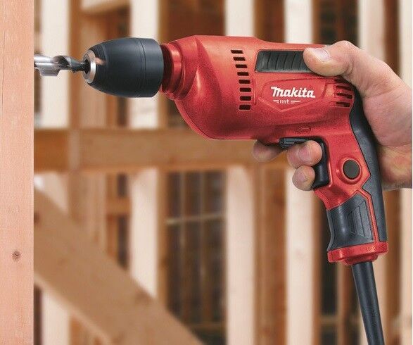 Дрель Makita M6002